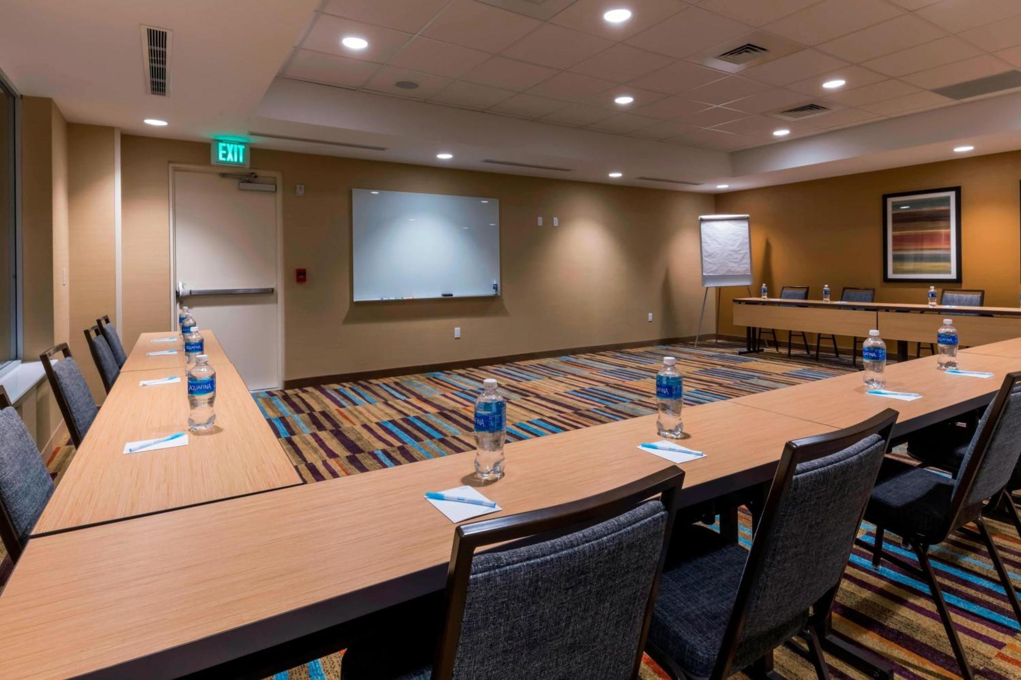 Fairfield Inn & Suites By Marriott Boston Marlborough/Apex Center Exterior foto