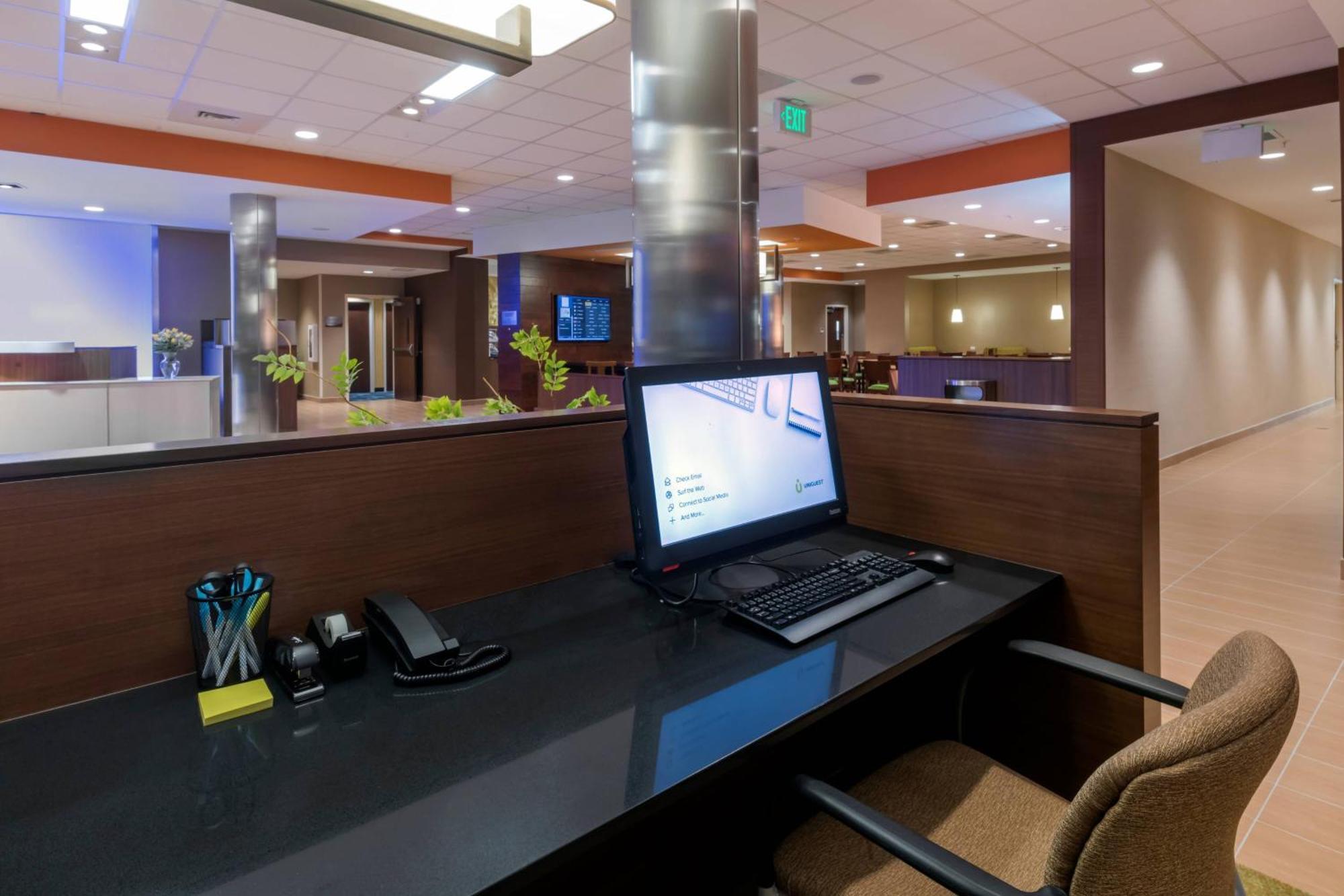 Fairfield Inn & Suites By Marriott Boston Marlborough/Apex Center Exterior foto